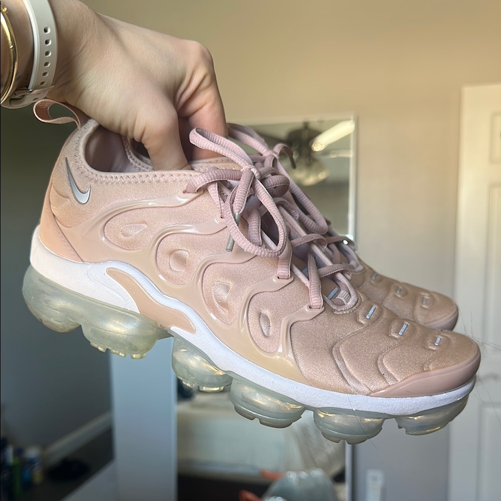 Nike Women’s Pink VaporMax Plus Running Shoes